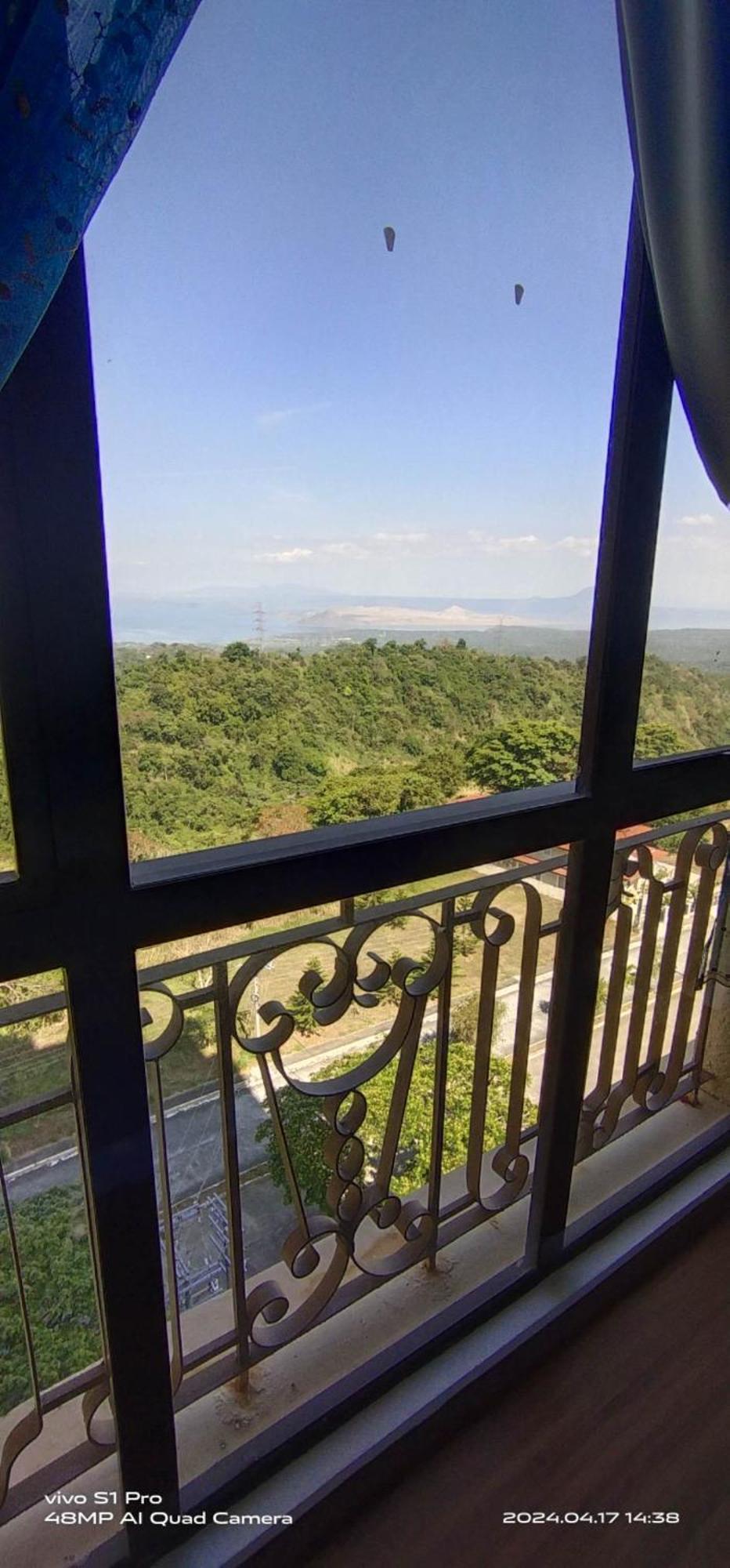 Splendido Tagagtay Taal Lake Staycation Free Parking Netflix No Free Pool Tagaytay City Ngoại thất bức ảnh