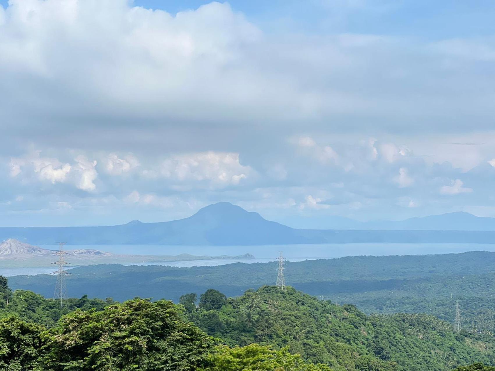 Splendido Tagagtay Taal Lake Staycation Free Parking Netflix No Free Pool Tagaytay City Ngoại thất bức ảnh