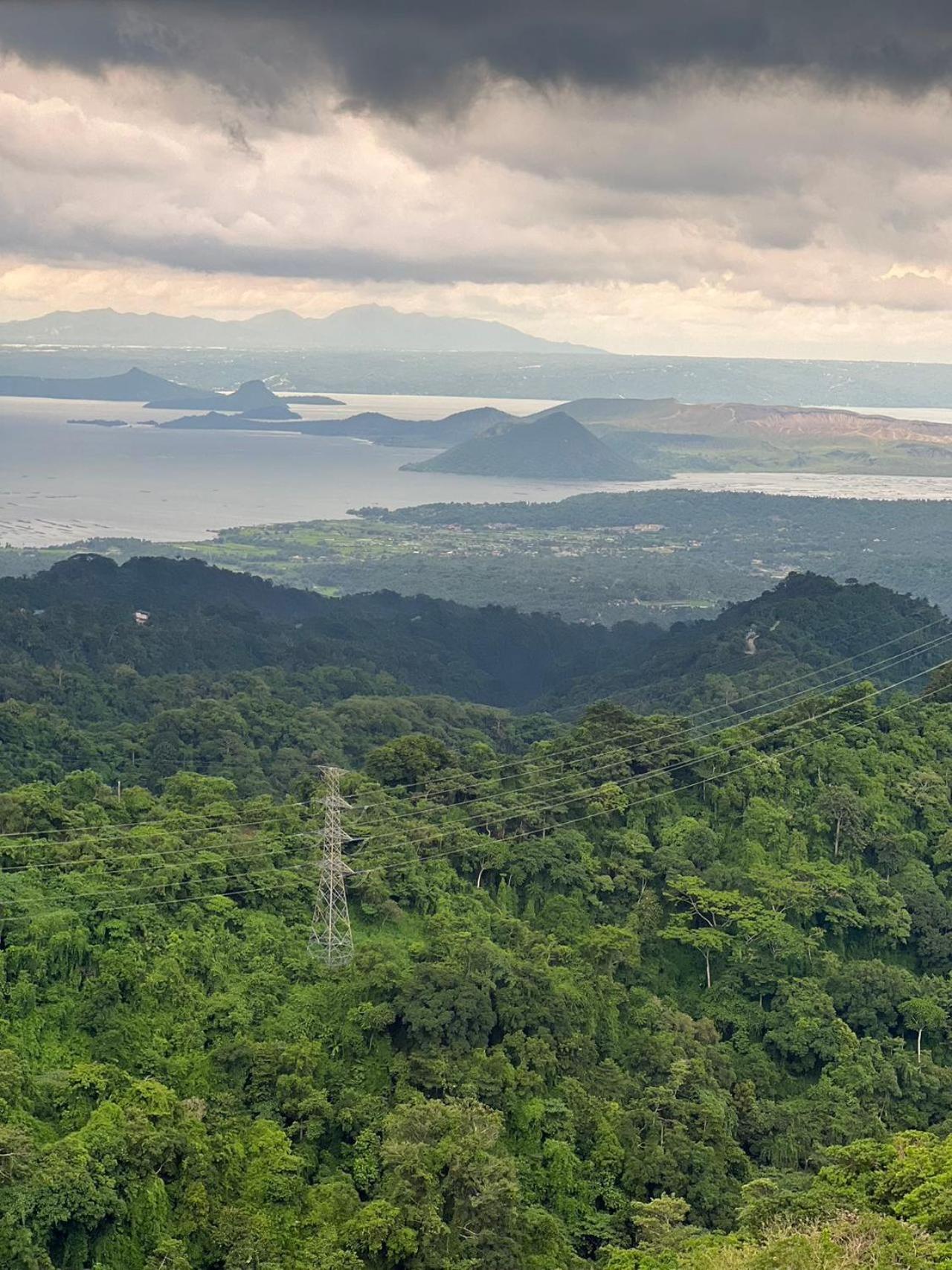 Splendido Tagagtay Taal Lake Staycation Free Parking Netflix No Free Pool Tagaytay City Ngoại thất bức ảnh