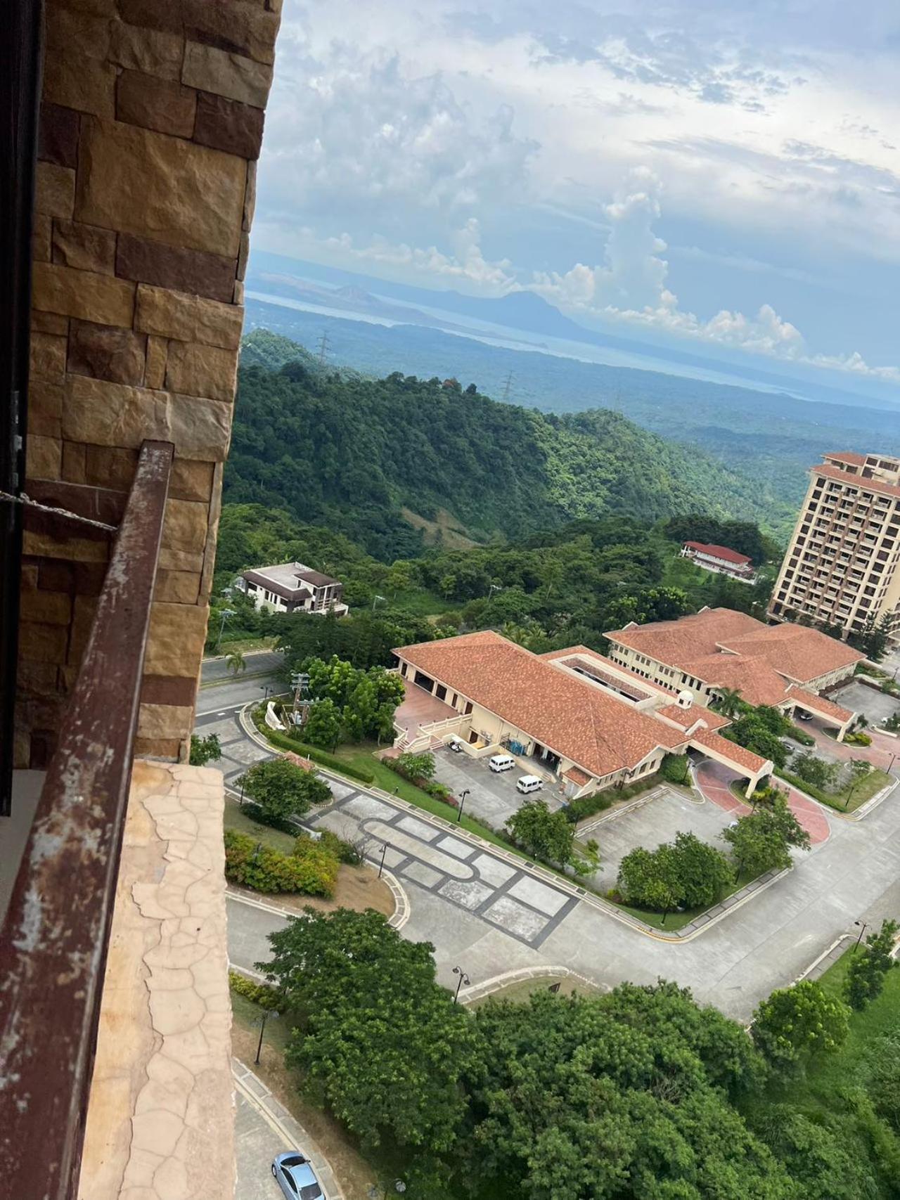 Splendido Tagagtay Taal Lake Staycation Free Parking Netflix No Free Pool Tagaytay City Ngoại thất bức ảnh