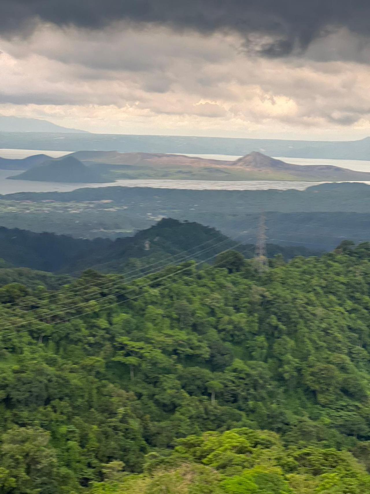 Splendido Tagagtay Taal Lake Staycation Free Parking Netflix No Free Pool Tagaytay City Ngoại thất bức ảnh