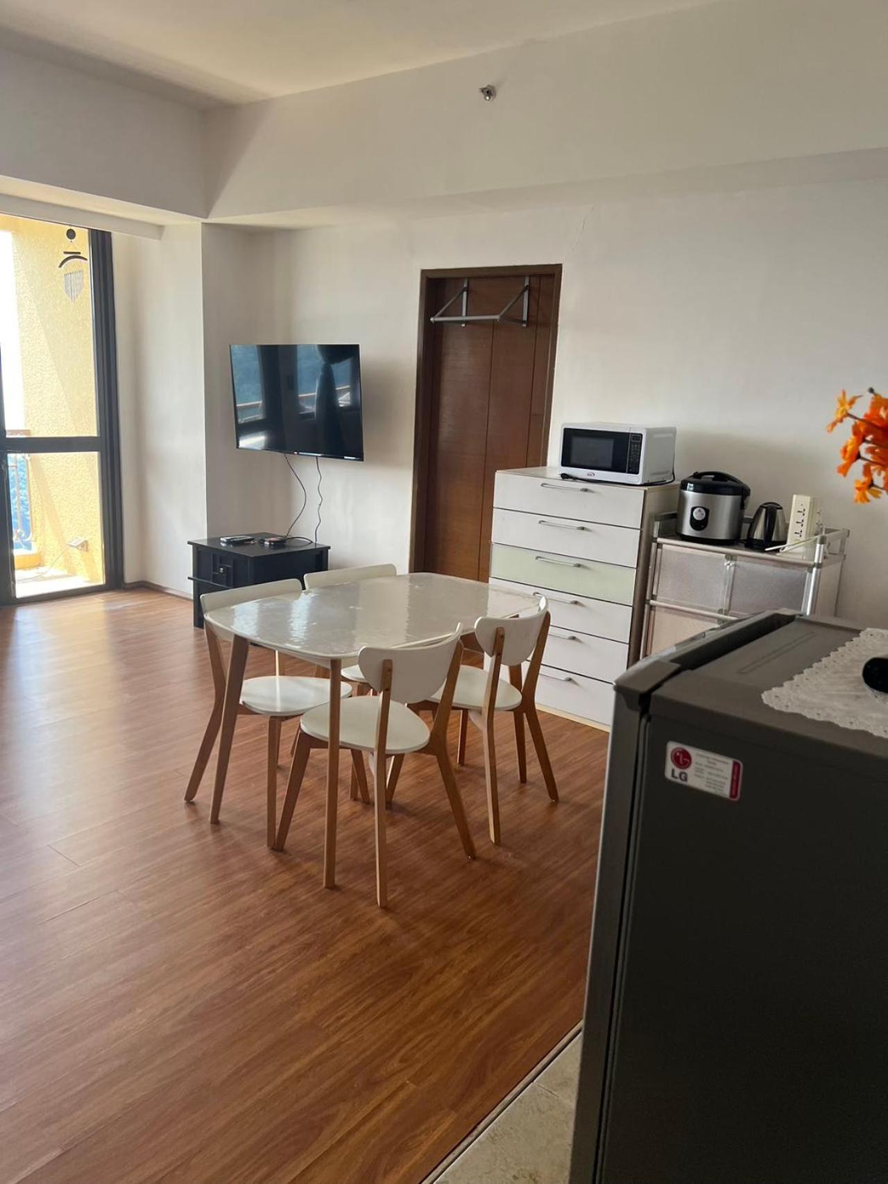 Splendido Tagagtay Taal Lake Staycation Free Parking Netflix No Free Pool Tagaytay City Ngoại thất bức ảnh